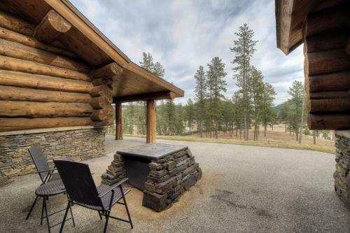 Ponderosa Lodge
