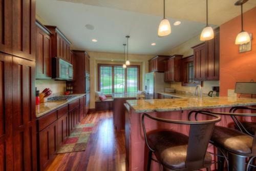 Sugarloaf Lodge