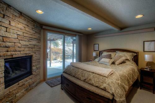 Rapid Creek Lodge