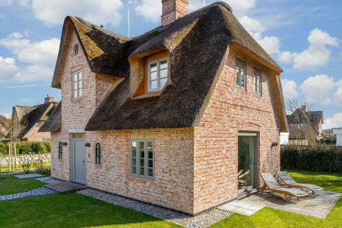 Neu! Ferienhaus Sylt 44 Mit Eigenem Strandkorb Am Strand