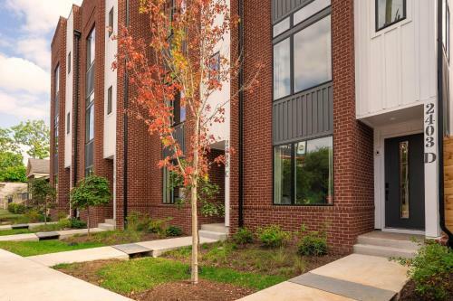 Jefferson St Unit A - Jolene