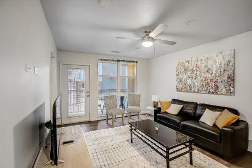 Frontdesk Rio West Apartments Austin