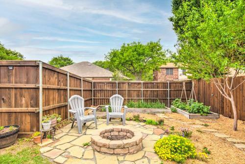 Modern Coppell Retreat With Patio And Fire Pit!