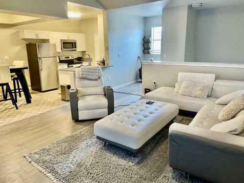 Lovely Hometown Apartment