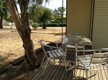 Horseshoe Motor Village