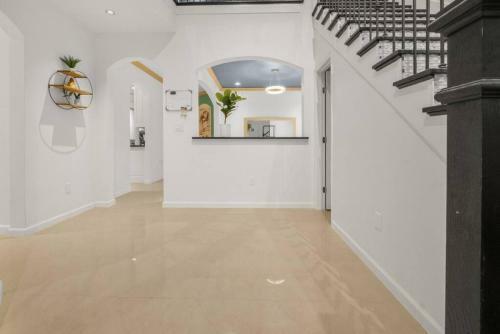 Gorgeous Downtown 4 Bedroom
