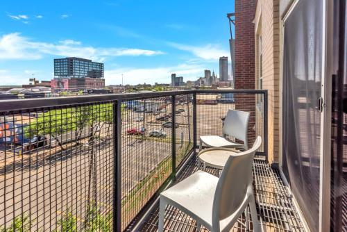 Wanderjaunt - Ambrose Deep Ellum Apartments