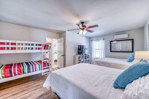 Sandy Shores Vacation Home