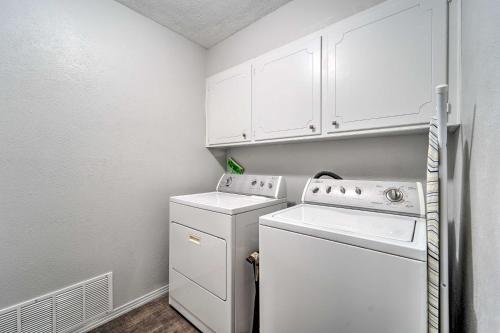 Updated Home With Patio Less Than 4 Mi To Texas Tech!