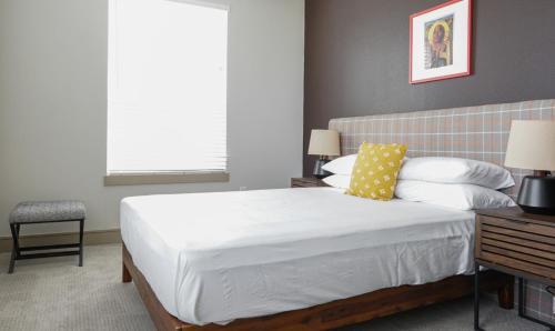 Wanderjaunt - Dolce Midtown Apartments
