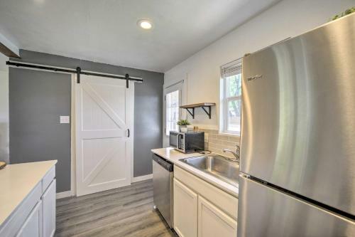 San Marcos Cottage With Large Private Backyard!