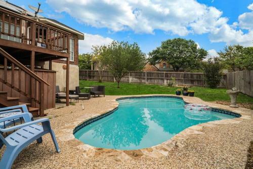 Stone Oak Oasis With Private Pool And Grill!