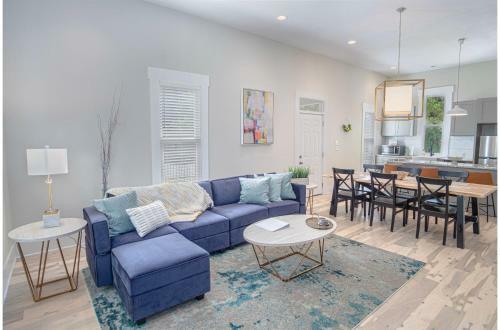 Incredible New 3br2ba Near Downtown