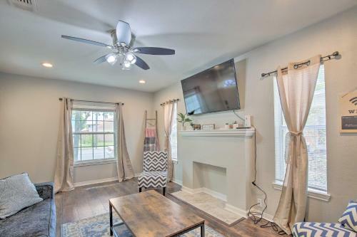 Charming San Antonio Home Less Than 4 Mi To Downtown!