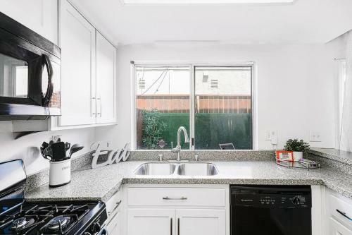 Central, Cozy, 4bedroom, Los Angeles Home