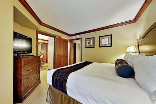 Resort At Squaw Creek's 605 & 607