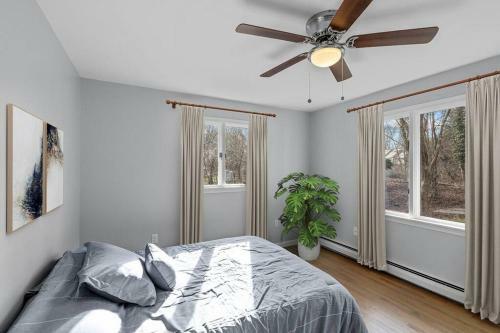 *brand New! One-level Coastal Home Near Beaches