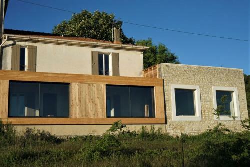 Hostal Les Ch�nes