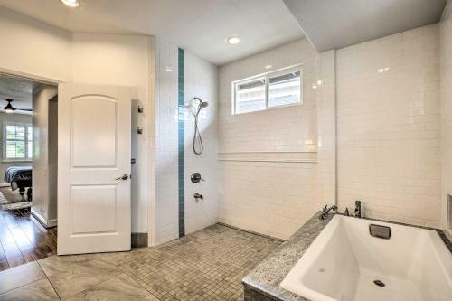 Kapolei Villa With Yard And Golf Course Views!