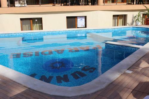 Sunny Paradise Hotel