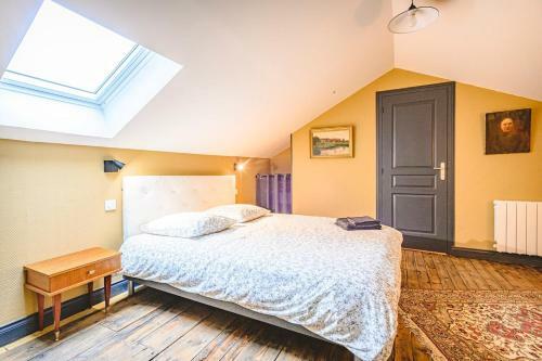 Apartamento Suite Commodore Ch - Reims Centre Ville