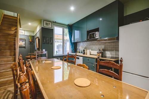 Apartamento Suite Brut Imperial Ch - Reims Centre Ville