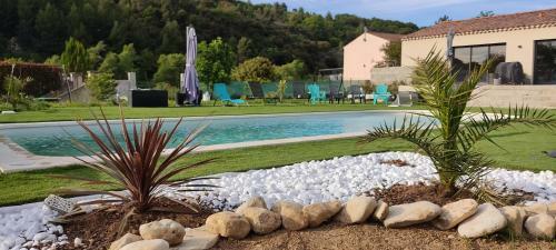 Villa 3 Ch, 6/8p, Avec Piscine Luberon, Provence