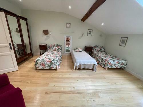 Hostal La Ferme De Villeneuve