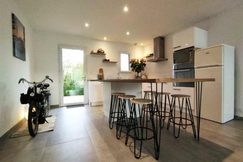 Maison Neuve � Proximit� Des Plages Et Animations 4 Pers