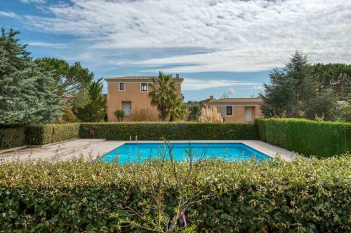Sublime 117 M2 With Garden-terrace And Pool