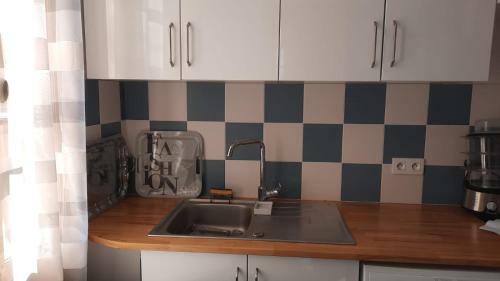 Sea View Studio Apartment With Balcony On The Border With Monaco