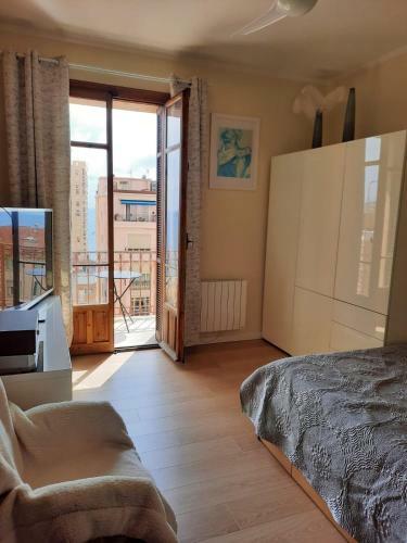 Sea View Studio Apartment With Balcony On The Border With Monaco