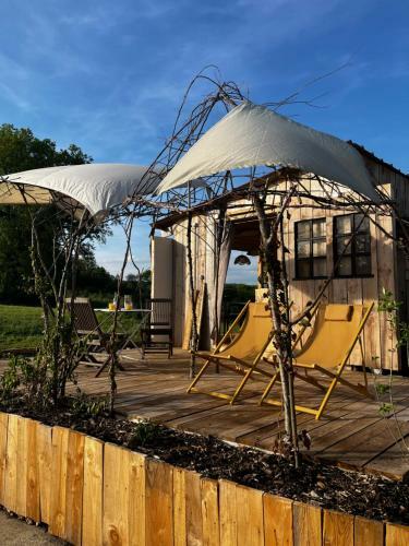 Les Cabanes De Julie