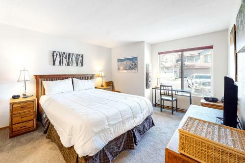 Snowcreek 607