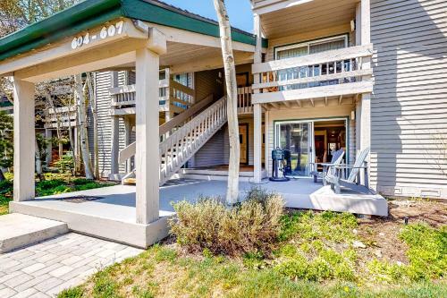Snowcreek 607
