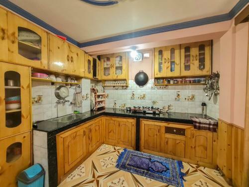 Hotel Jogini Cottage Manali