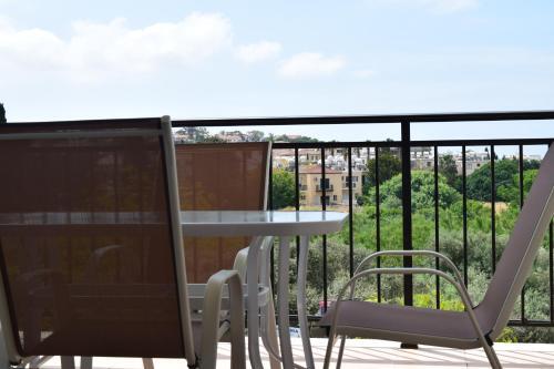 Eden Heights Sea View Apartment 202