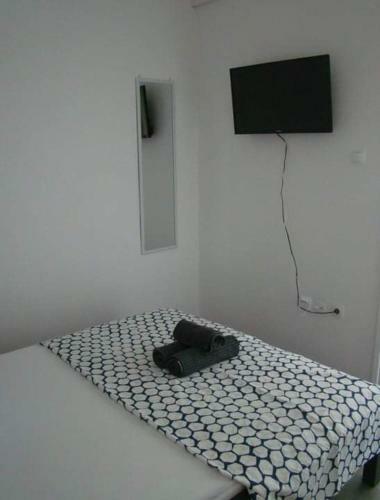 Apartmani Biba, Vir