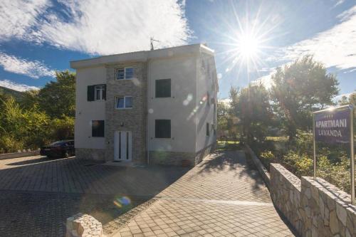 Apartments With A Parking Space Baska, Krk - 19672