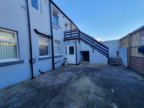 Brodie's Hideaway: Stylish Two-bed Amble Apartment
