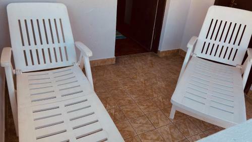 Garden View Guestroom