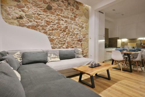 Luxury Apartment Near Acropolis