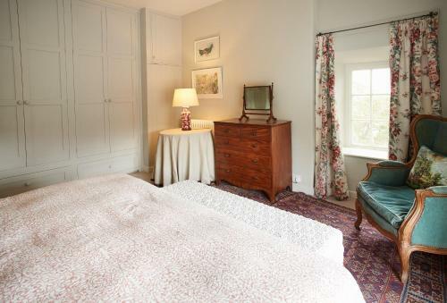 Chanting Hill Farmhouse