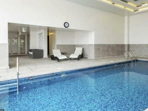 Apartamento Piscina Temperada, Orilla Playa, Depto Nuevo