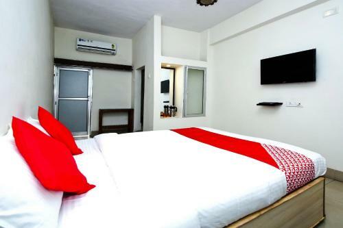 Hotel Oyo 25064 Chandrika