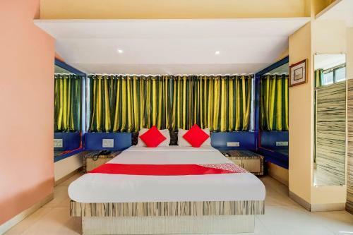 Hotel Oyo 8762 Arma Executive