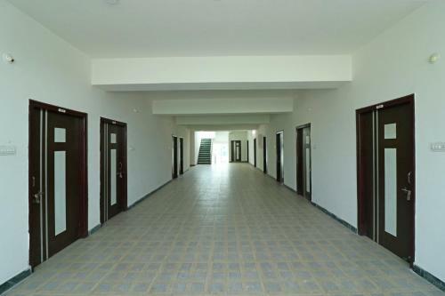 Hotel Oyo 19827 Shree Ram Palace