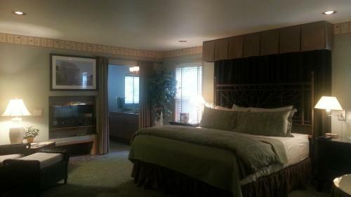 Bed & Breakfast Lost Mountain Lodge