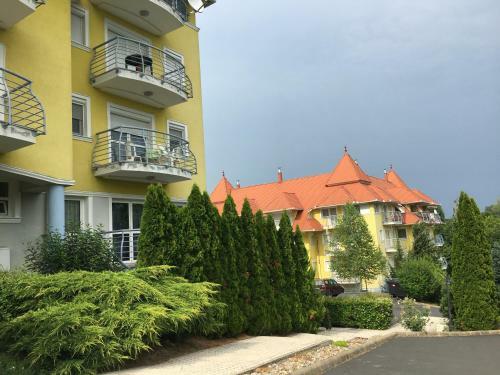 Liliom Apartman
