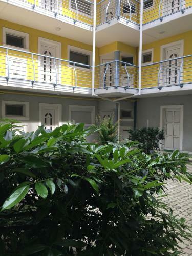 Liliom Apartman